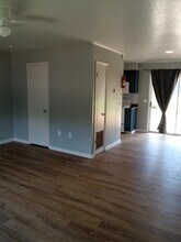 Building Photo - 250 Carraway Dr