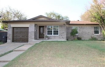 Building Photo - 7820 Llano Ave
