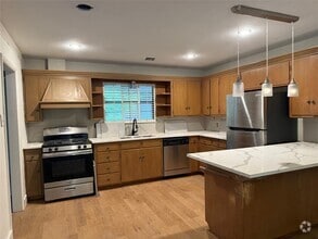 Building Photo - 2608 N 42nd St