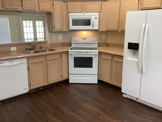 Building Photo - 918 Clover Hill Ln