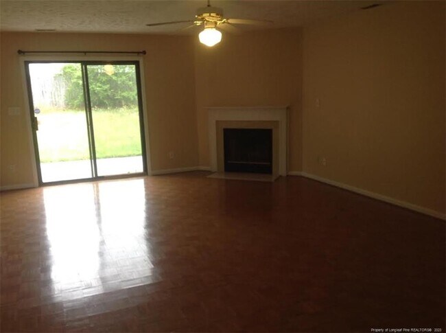 Foto del edificio - 1320 Oak Knolls Dr