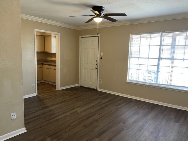 Building Photo - 4710 Airport Blvd