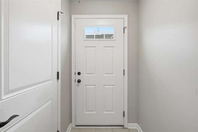 Photo - 1204 Pointe View Dr Townhome