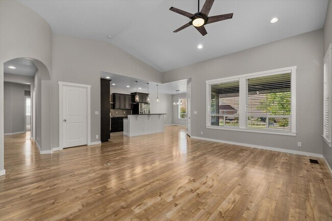 Foto del edificio - Charming 4?BR | 3?BA Home in Avimor