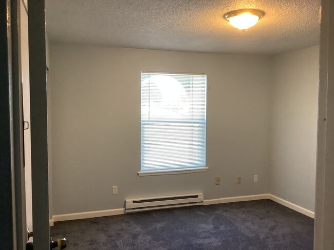 Building Photo - 2616 S 74th St