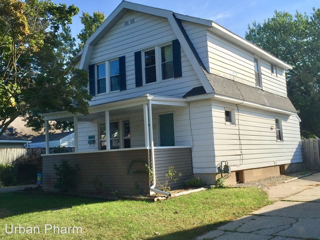 Primary Photo - 3 br, 2 bath House - 2402 Lamar SW