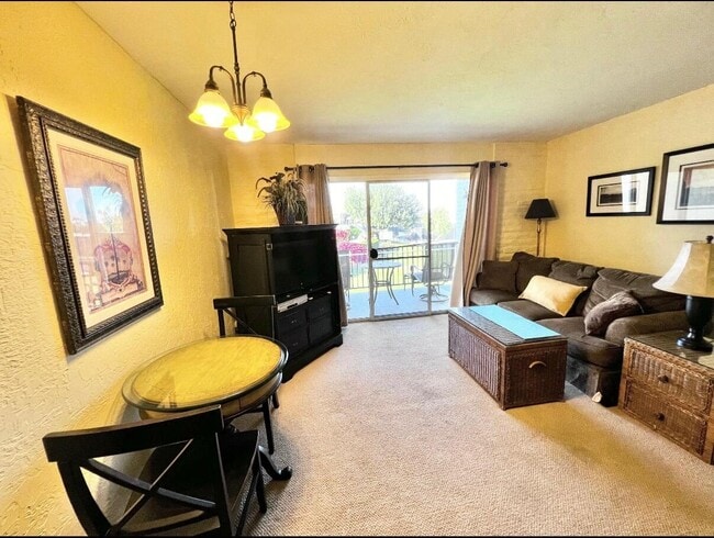 Building Photo - 73850 Fairway Dr