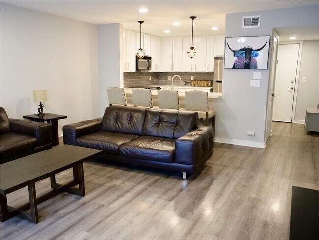 Building Photo - 3650 Ashford Dunwoody Rd NE