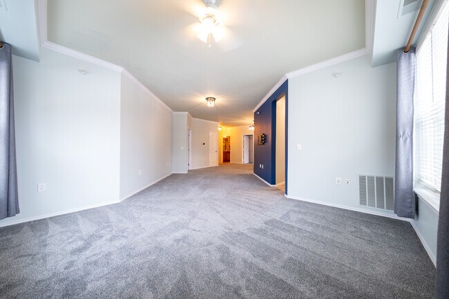 Foto del edificio - 13580 Technology Dr.