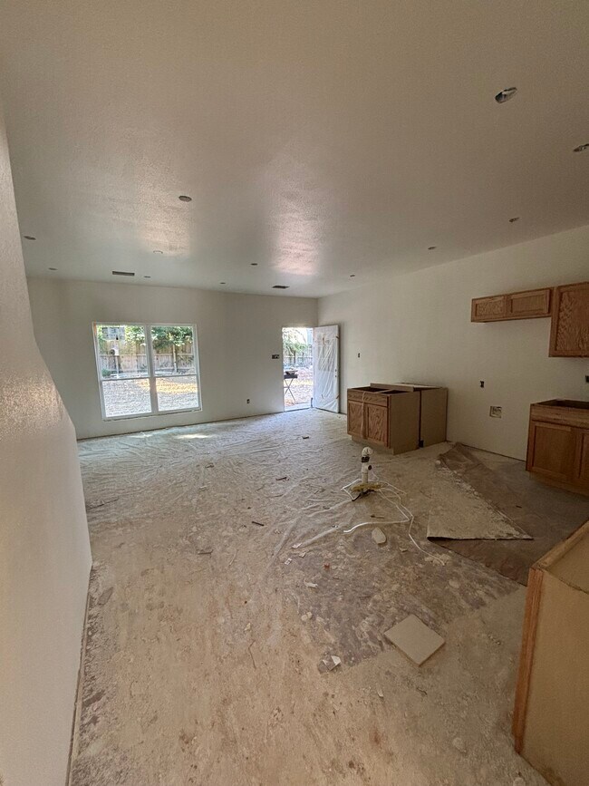 Foto del edificio - 13366 Garden Lake Rd