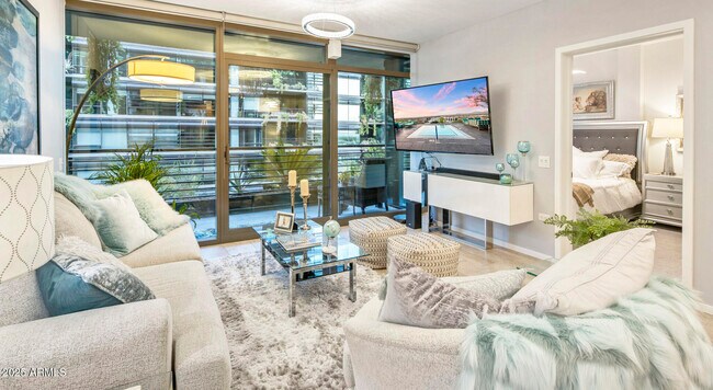 Foto del edificio - 7120 E Kierland Blvd