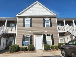 Building Photo - 943 Algonquin Dr