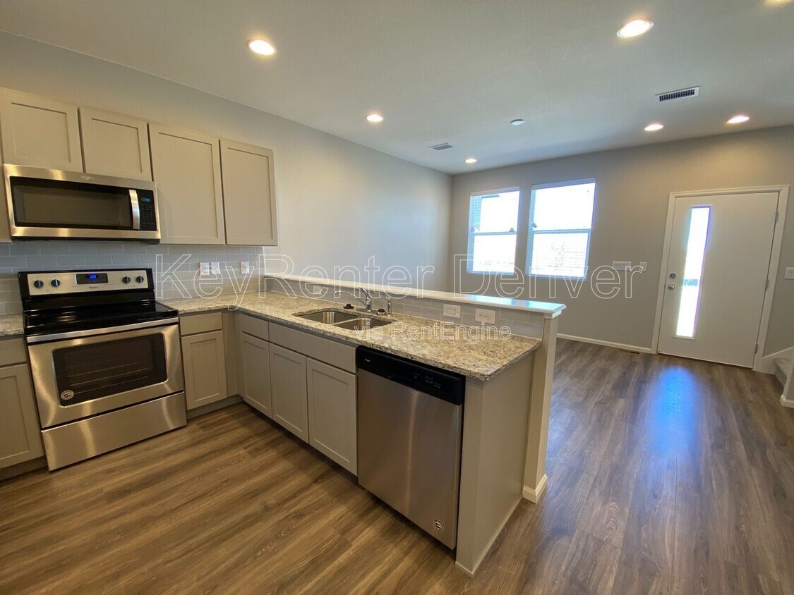 Foto principal - 4725 Memphis St