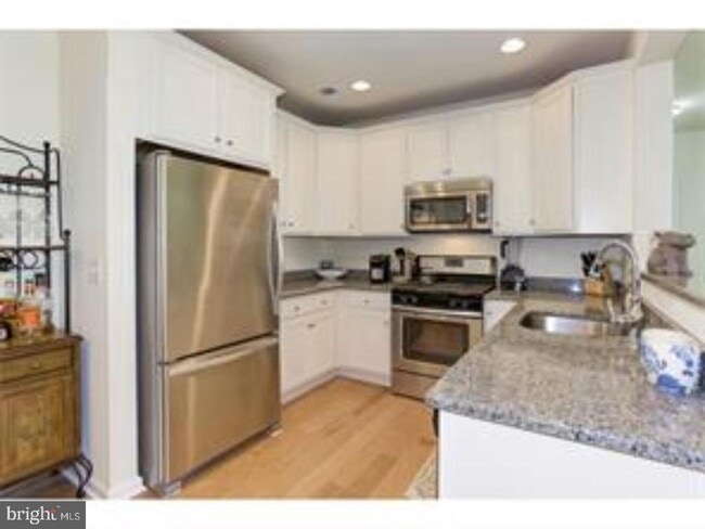 Foto del edificio - 4536 Champions Run