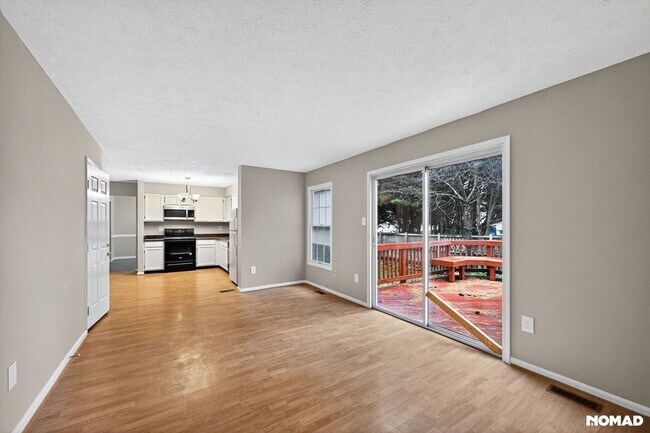 Building Photo - 8204 Coneflower Way