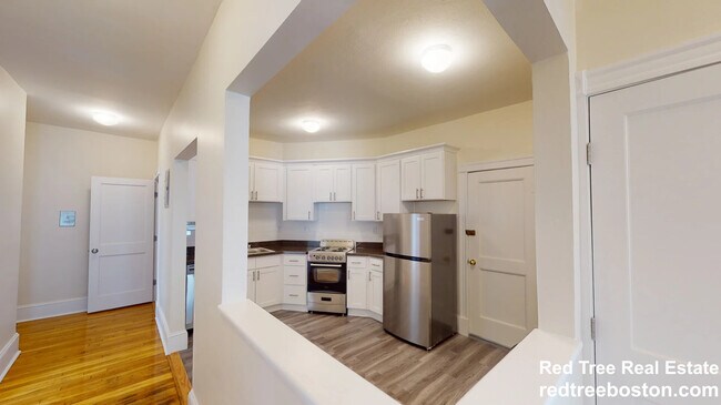 Photo - 1595 Beacon St Apartment