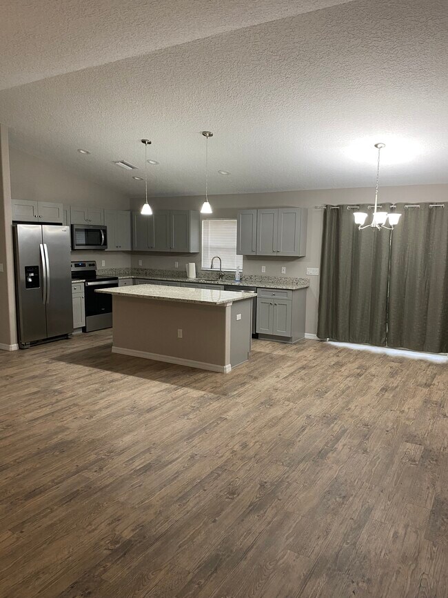 Building Photo - 7791 N Venus Ter