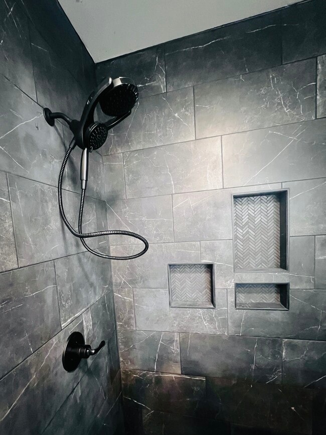 Building Photo - 48 1st Ave