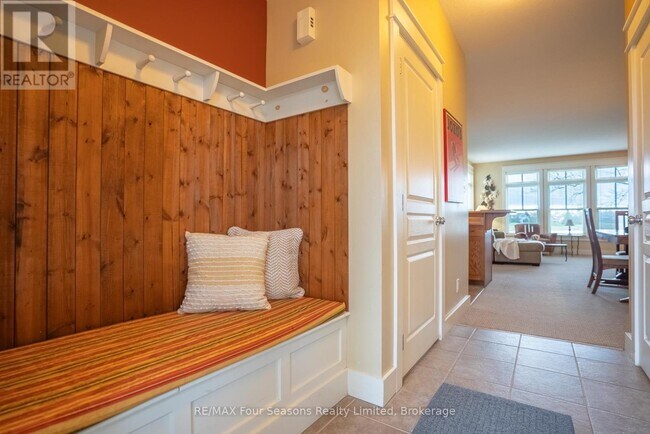 Photo du bâtiment - 125 Fairway Ct