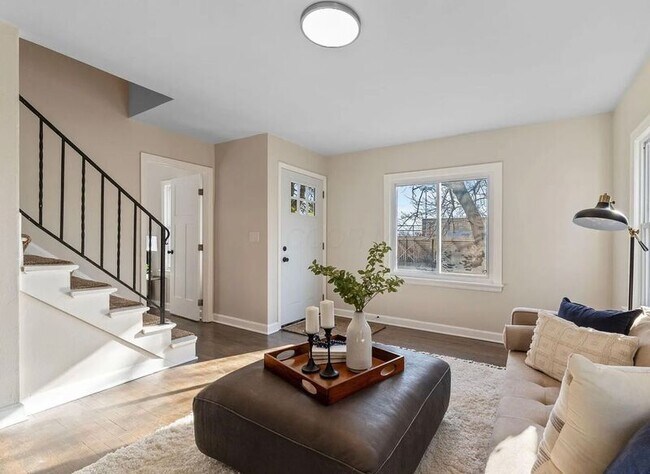Foto del edificio - 2147 Homestead Dr