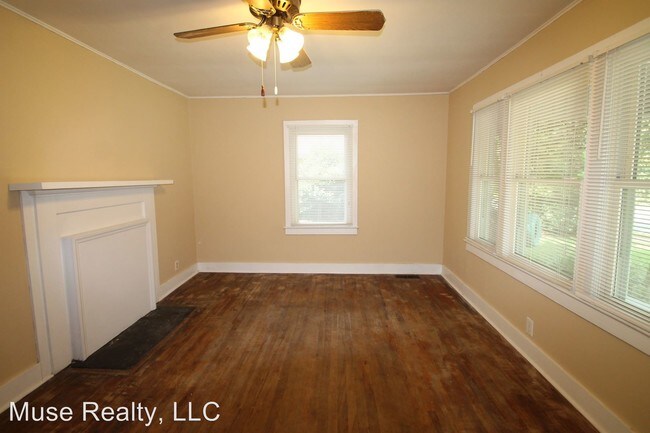 Foto del edificio - 2 br, 1 bath House - 112 E Elliott Street