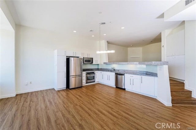 Building Photo - 1100 Wilshire Blvd