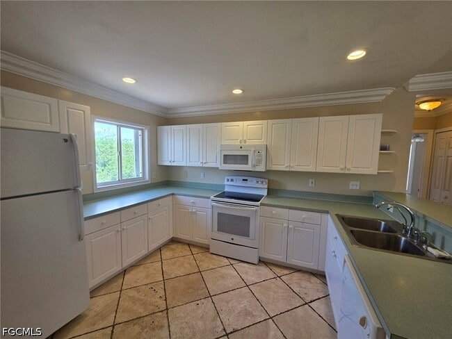 Building Photo - 820 Rue Labeau Cir