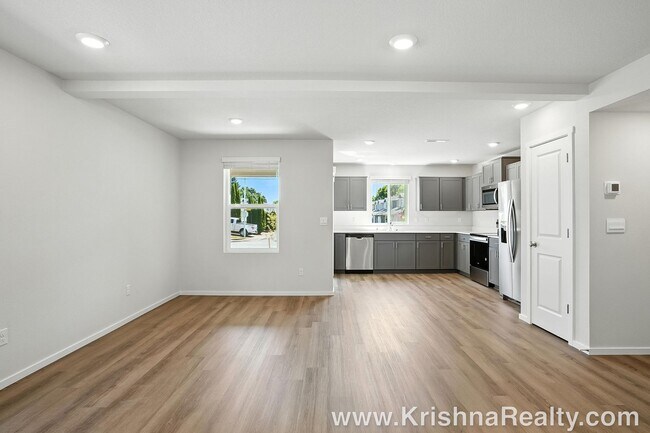 Foto del edificio - Beautiful Brand-New Single-Family Home for...