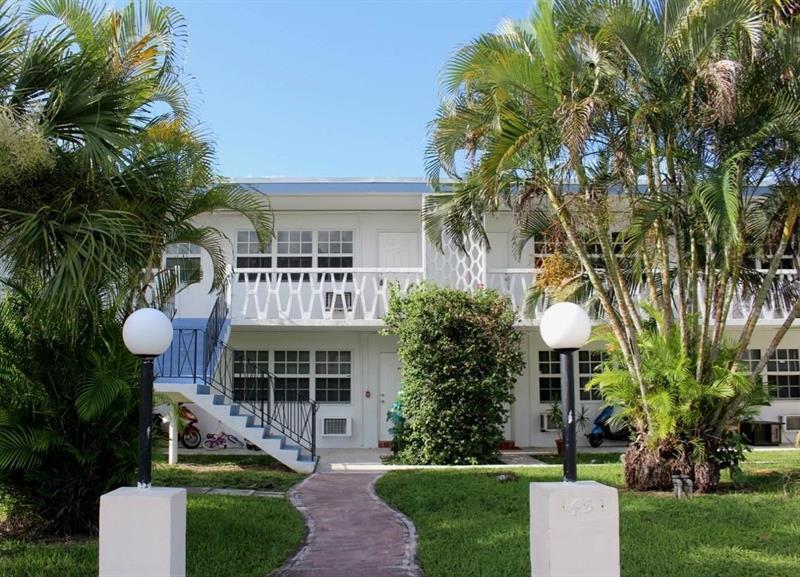 1451 NE 170th St Unit 209A, North Miami Beach, FL 33162 Condo for