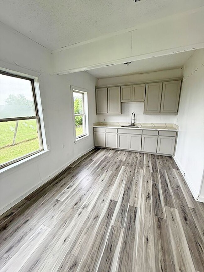 Foto del edificio - Nice 3 Bdrm 1 Bath Home in Gunter Texas