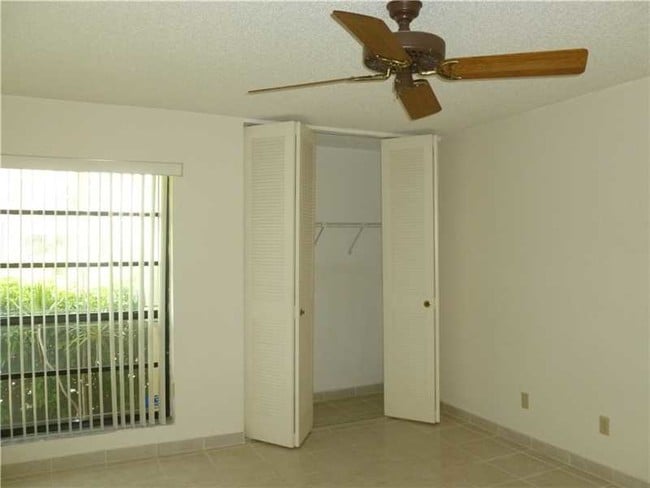 Foto del edificio - 12331 SW 148th Terrace