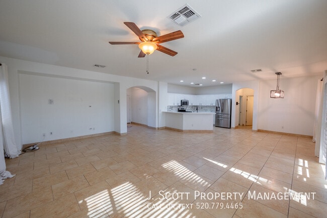 Foto del edificio - 12209 W Washington St