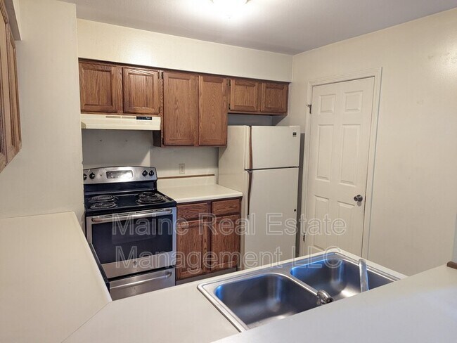 Foto del edificio - 45 Valley View Ln