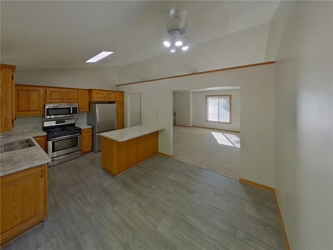 Building Photo - 1579 Ashbury Ct