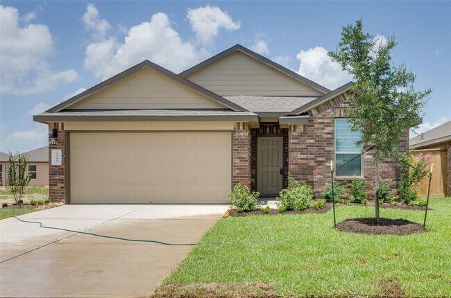 Building Photo - 2209 Del Mar Dr