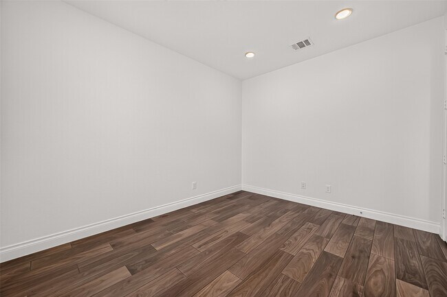 Foto del edificio - 25109 Pinebrook Grove Ln