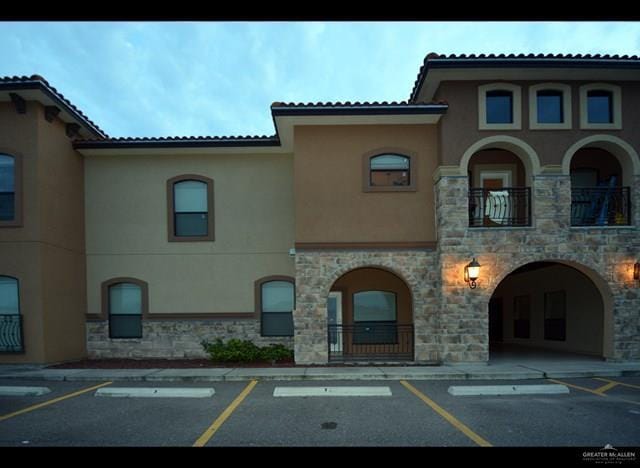 Building Photo - 2705 Mimosa St