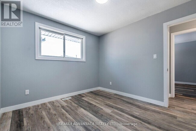 Building Photo - 162 Speight Blvd