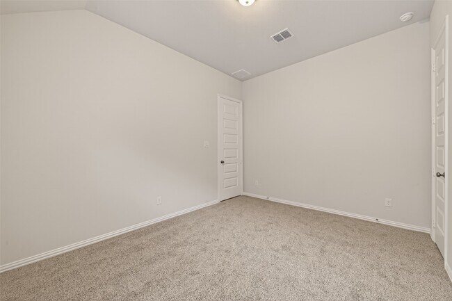 Foto del edificio - 6123 Severson Lake Ct