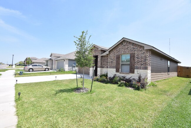 Foto del edificio - 5912 Sally Ride Ln