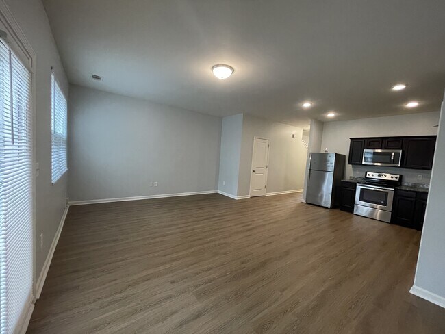 Foto del edificio - 6367 Kennonbriar Ct