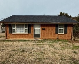 Building Photo - 1141 Eisenhower Rd