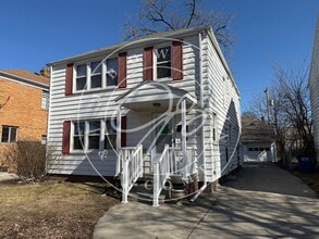 Building Photo - 3352 Wyckliffe Pkwy