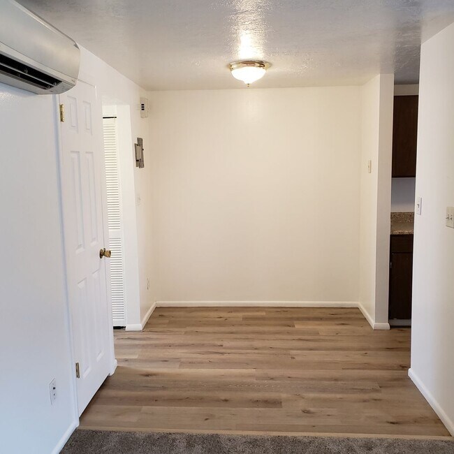 Foto del edificio - 1 B/ 1B Pet Friendly Apartment South of BYU