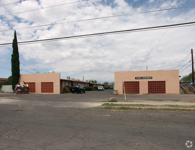 Building Photo - Casitas on Los Altos