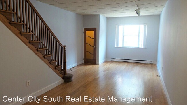 Building Photo - 2 br, 1.5 bath House - 2436 S. MOLE ST