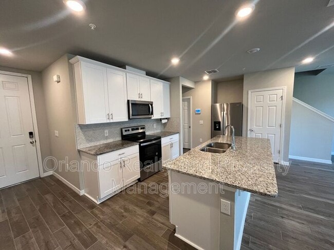 Building Photo - 2443 Sweet Viburnum Wy
