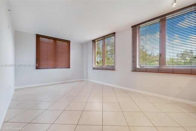 Foto del edificio - 2630 SW 28th St