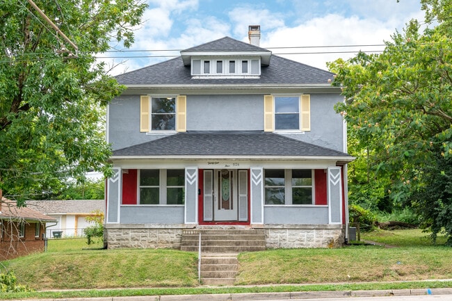 Building Photo - 3124 Lakeview Ave
