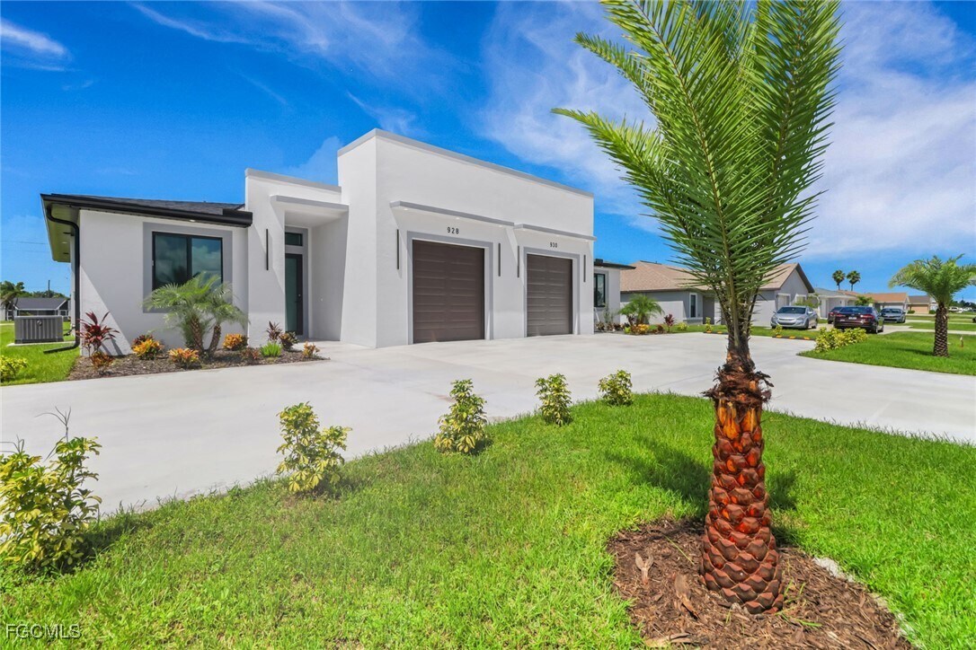 Foto principal - 928 NE 8th Pl